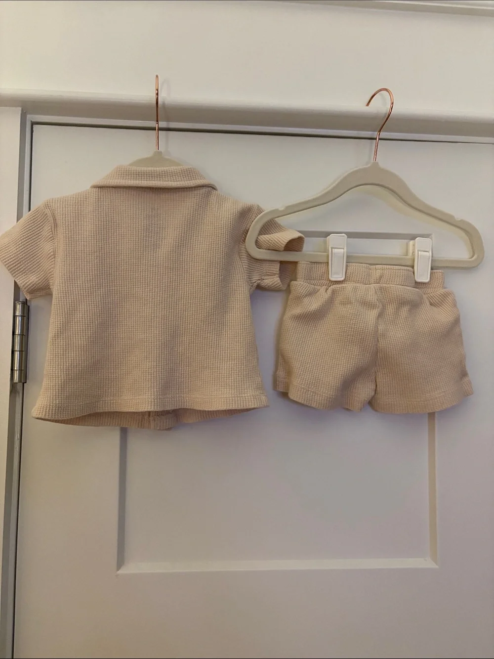 Disney Baby Beige Waffle Knit Winnie the Pooh Short Matching Set 3-6 Months